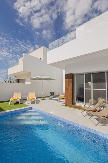 Image No.3-3 Bed Villa for sale