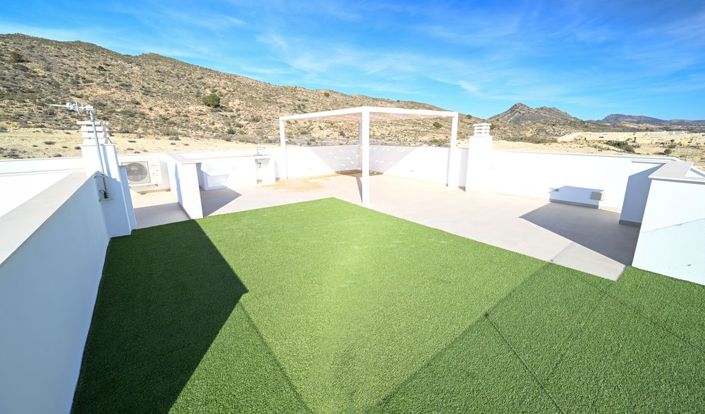 Image No.10-2 Bed Villa for sale