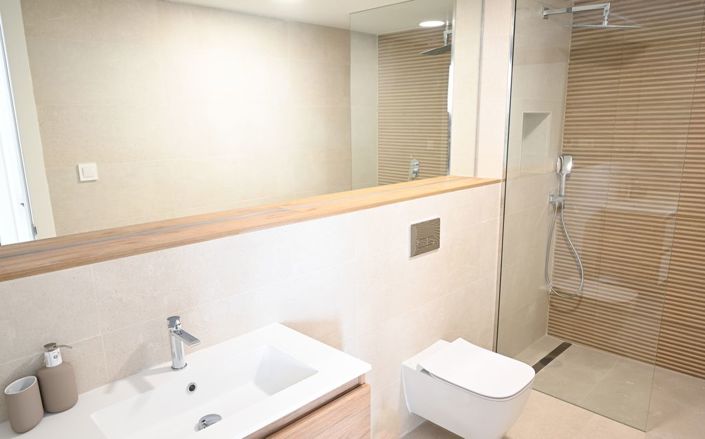 Image No.9-3 Bed Villa for sale