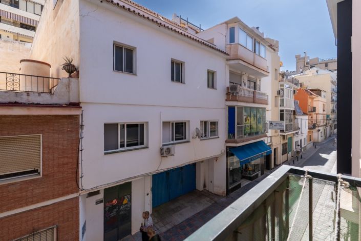 Image No.11-1 Bed Apartment for sale