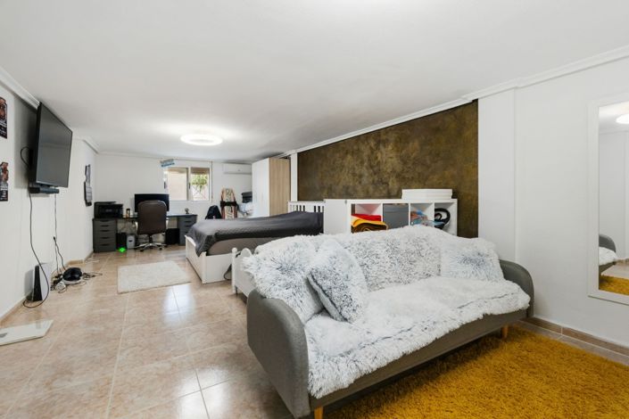 Image No.15-Jumelé de 4 chambres à vendre à Orihuela