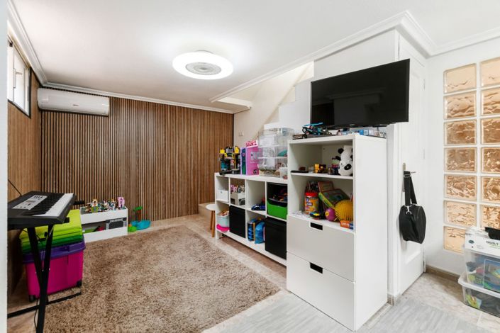 Image No.16-Jumelé de 4 chambres à vendre à Orihuela