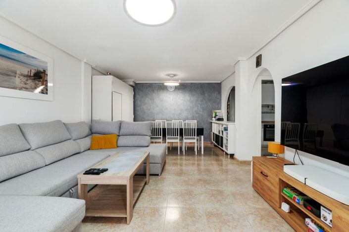 Image No.2-Jumelé de 4 chambres à vendre à Orihuela