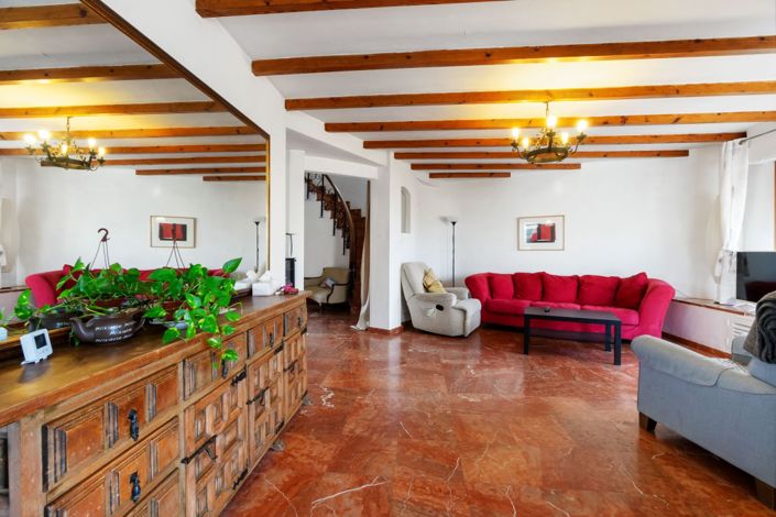 Image No.4-6 Bed Villa for sale