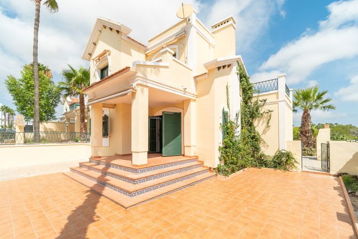 Image No.1-Villa de 3 chambres à vendre à Orihuela