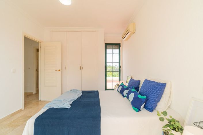 Image No.24-3 Bed Villa for sale