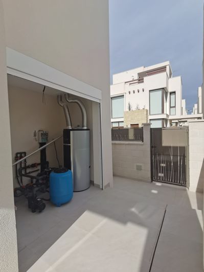 Image No.31-3 Bed Villa for sale