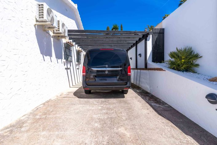 Image No.15-3 Bed Villa for sale