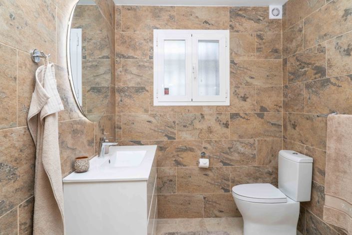 Image No.29-3 Bed Villa for sale