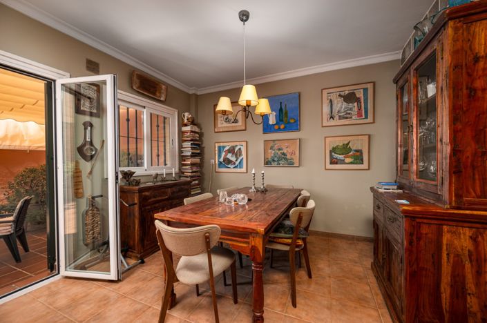 Image No.21-3 Bed Townhouse for sale