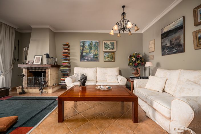 Image No.22-3 Bed Townhouse for sale