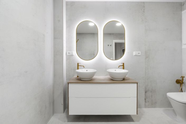 Image No.12-3 Bed Property for sale