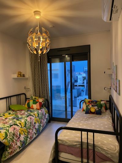 Image No.8-2 Bed Property for sale