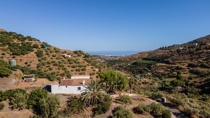 Image No.1-Villa de 6 chambres à vendre à Torrox