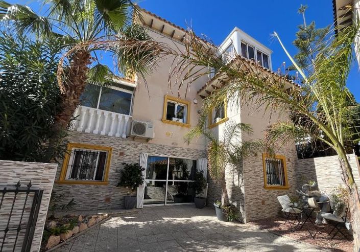 Image No.6-4 Bed Villa for sale