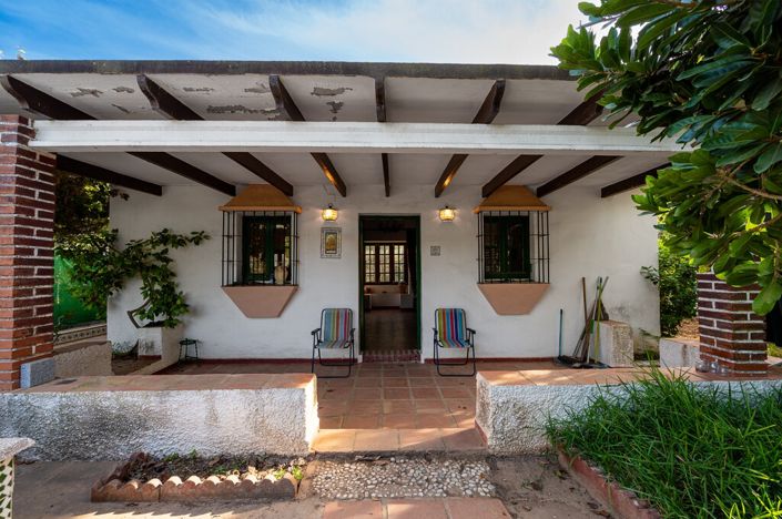 Image No.2-Villa for sale