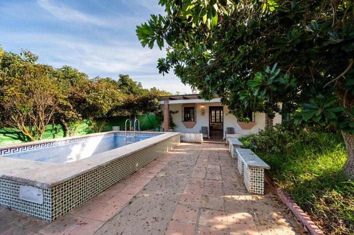 Image No.5-Villa for sale