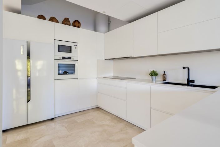 Image No.16-4 Bed Townhouse for sale