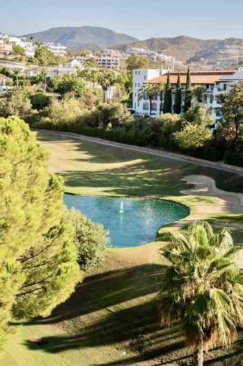 Image No.41-4 Bed Townhouse for sale