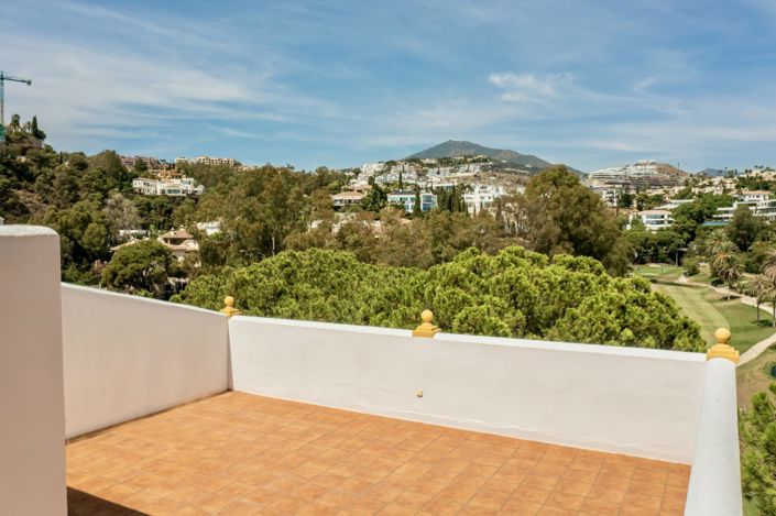 Image No.53-4 Bed Townhouse for sale