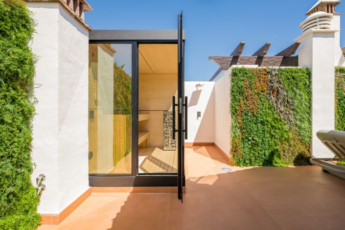 Image No.7-3 Bed Property for sale