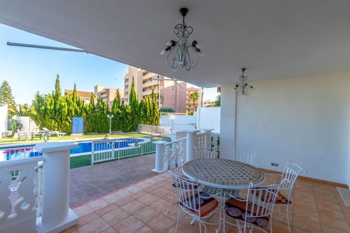 Image No.25-5 Bed Villa for sale