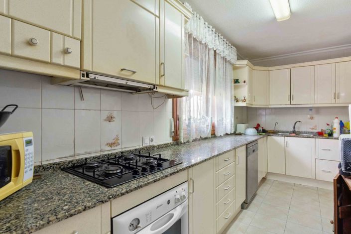 Image No.10-Villa de 8 chambres à vendre à Torrevieja