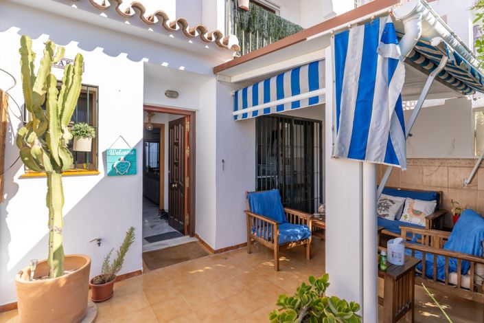Image No.1-3 Bed Townhouse for sale