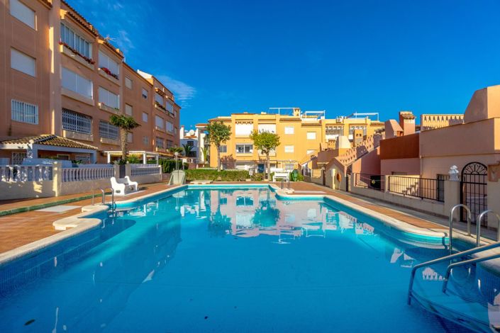 Image No.3-Propriété de 2 chambres à vendre à Torrevieja