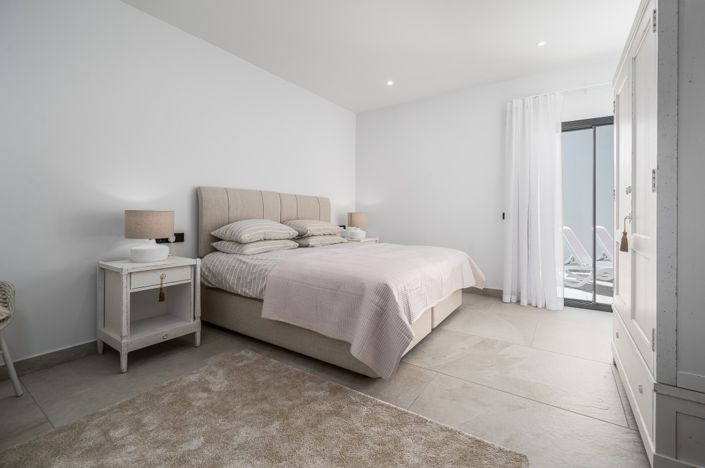 Image No.27-4 Bed Villa for sale