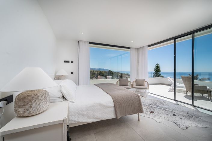 Image No.8-4 Bed Villa for sale