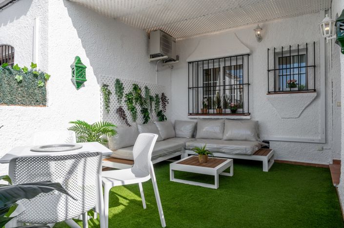 Image No.2-Maison de ville de 3 chambres à vendre à Nerja