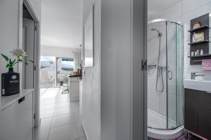 Image No.19-2 Bed Apartment for sale