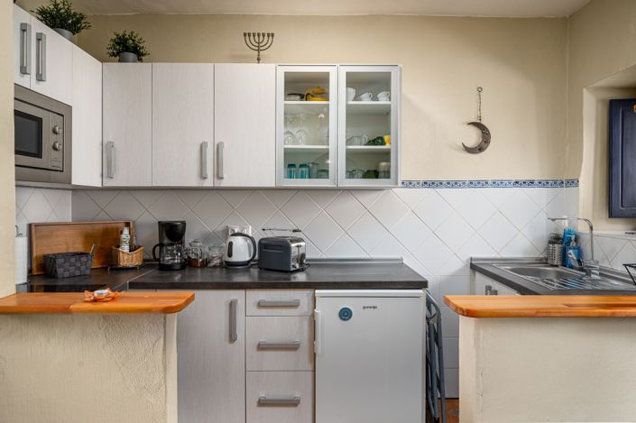 Image No.14-2 Bed Townhouse for sale