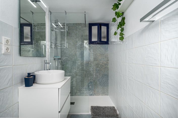 Image No.7-2 Bed Townhouse for sale