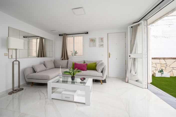 Image No.24-4 Bed Apartment for sale