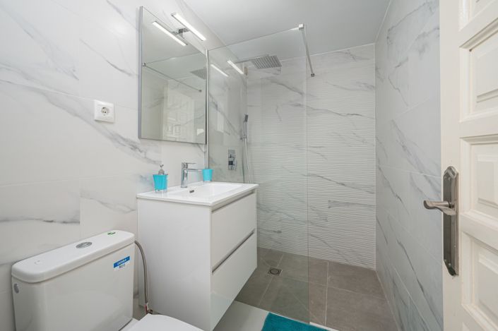 Image No.26-4 Bed Apartment for sale