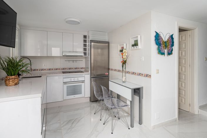 Image No.33-4 Bed Apartment for sale