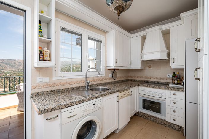 Image No.12-4 Bed Villa for sale