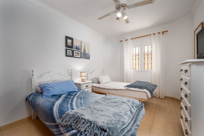 Image No.23-4 Bed Villa for sale