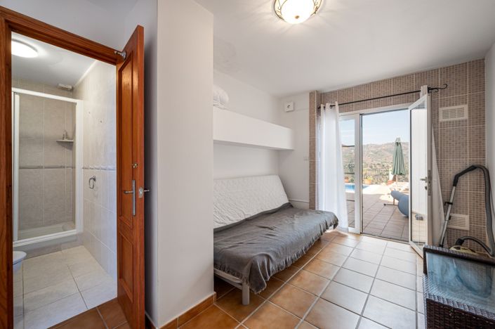 Image No.26-4 Bed Villa for sale