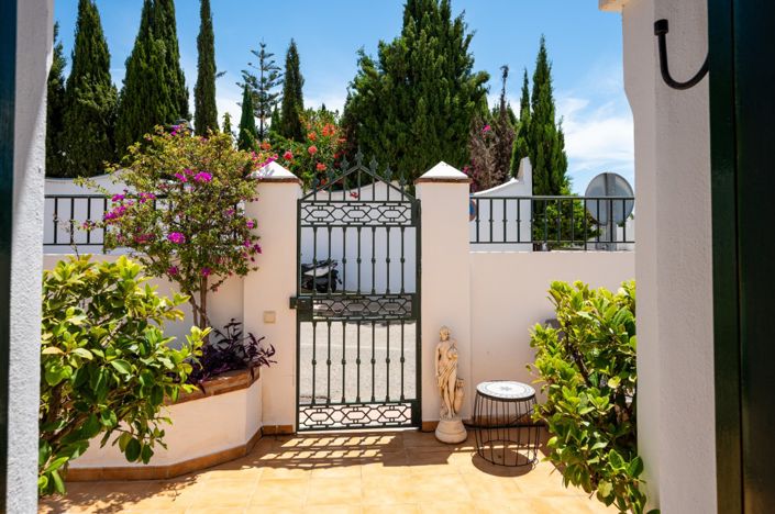 Image No.8-4 Bed Villa for sale