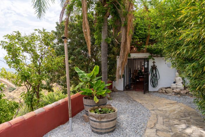 Image No.29-4 Bed Villa for sale