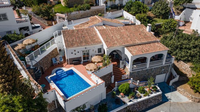 Image No.1-Villa de 3 chambres à vendre à Nerja