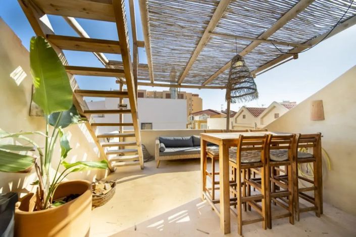 Image No.32-3 Bed Townhouse for sale