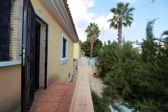 Image No.22-3 Bed Villa for sale