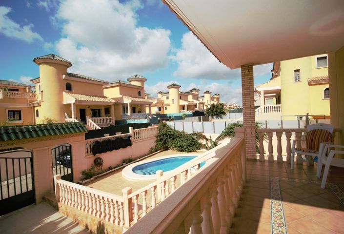 Image No.39-3 Bed Villa for sale