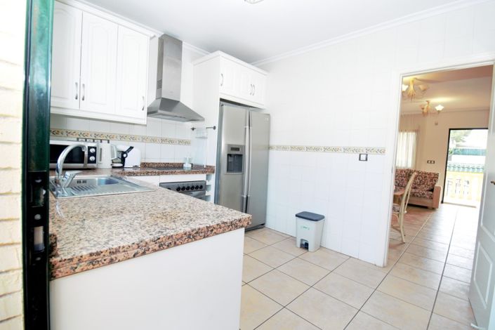 Image No.7-3 Bed Villa for sale