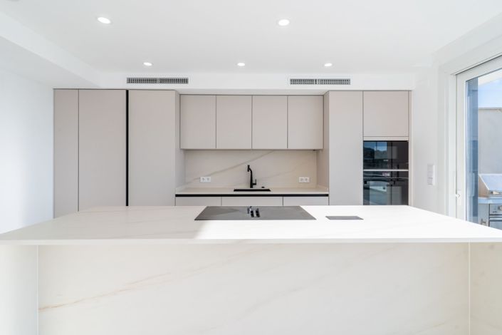 Image No.2-3 Bed Property for sale