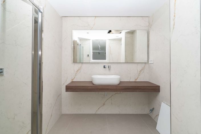 Image No.23-3 Bed Property for sale